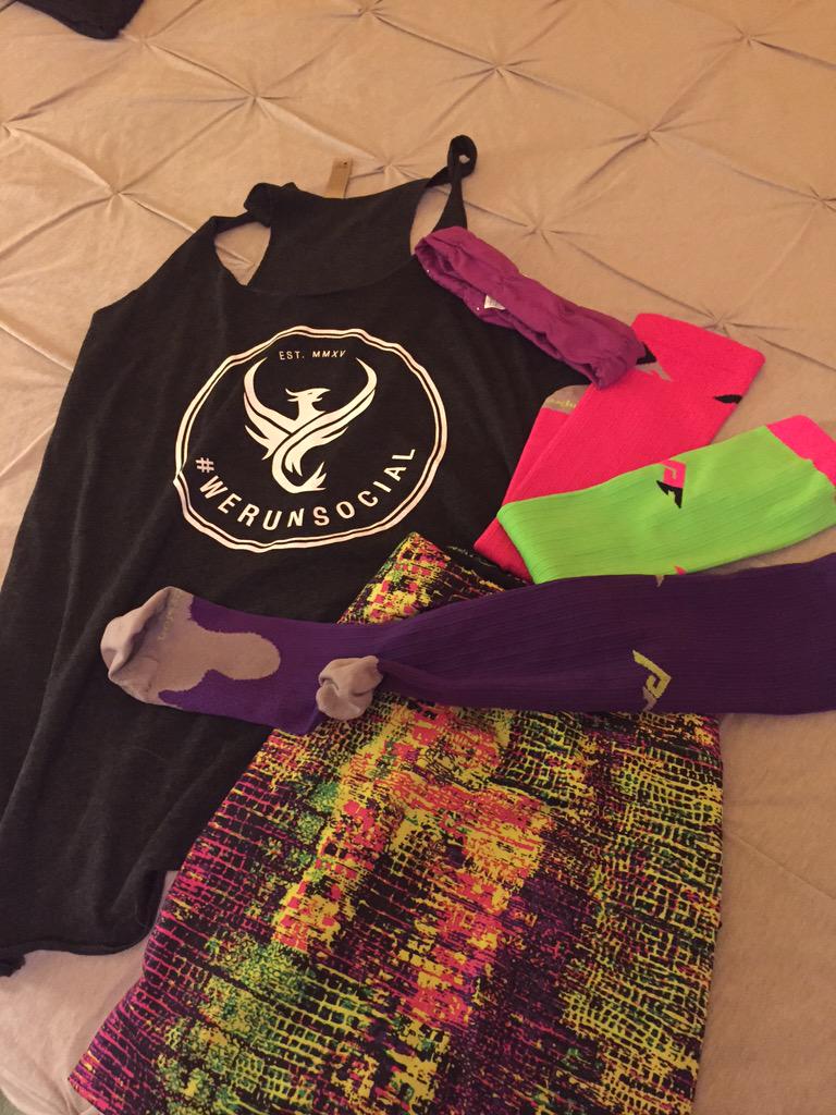 SlackerRunner's tweet photo. #flatslacker 4 #citytothesea One day I'll get better at this pictures. I'm having some sock indecision. Thoughts? http://t.co/Z8WMK5Zf9k