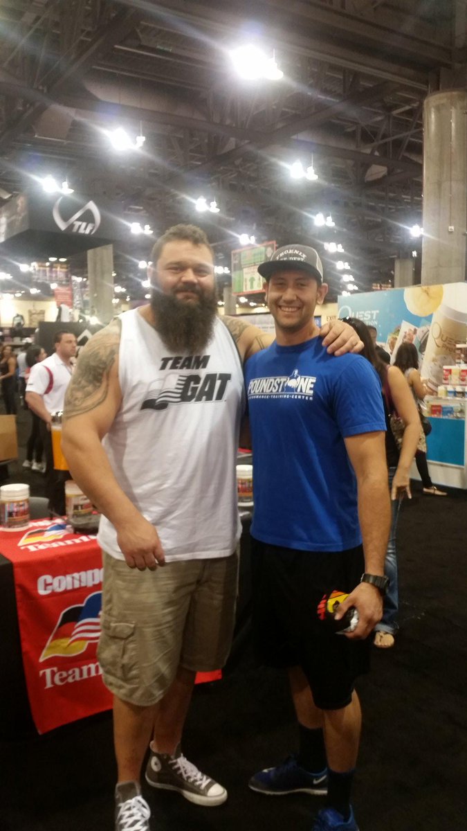 Bones94L's tweet photo. stoked to have met two of my favorite athletes the past couple years, wished i couldve met @SteveKuclo also #europa http://t.co/VT7PVDJP1s