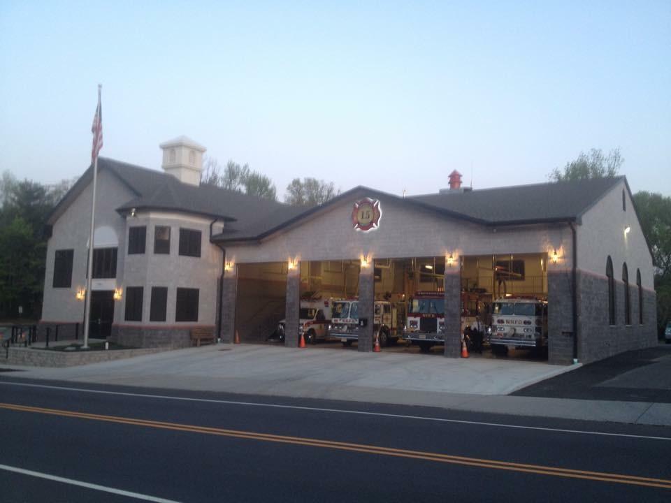 JohnnyTaz62FF's tweet photo. . . . to this (Summer 2015) http://t.co/O2blt9KDRq