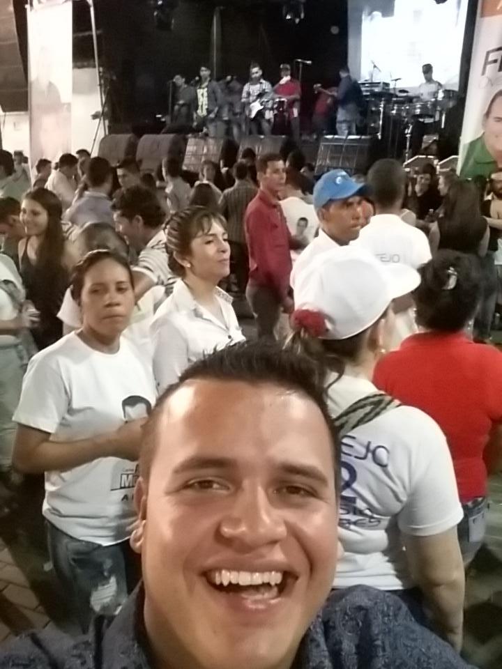 josephgarcia93's tweet photo. Viejo @Luifer_Cuello aquí está su gente de Ocaña no se olvide de #BorrameDelMapa http://t.co/aVoqP1eCeT