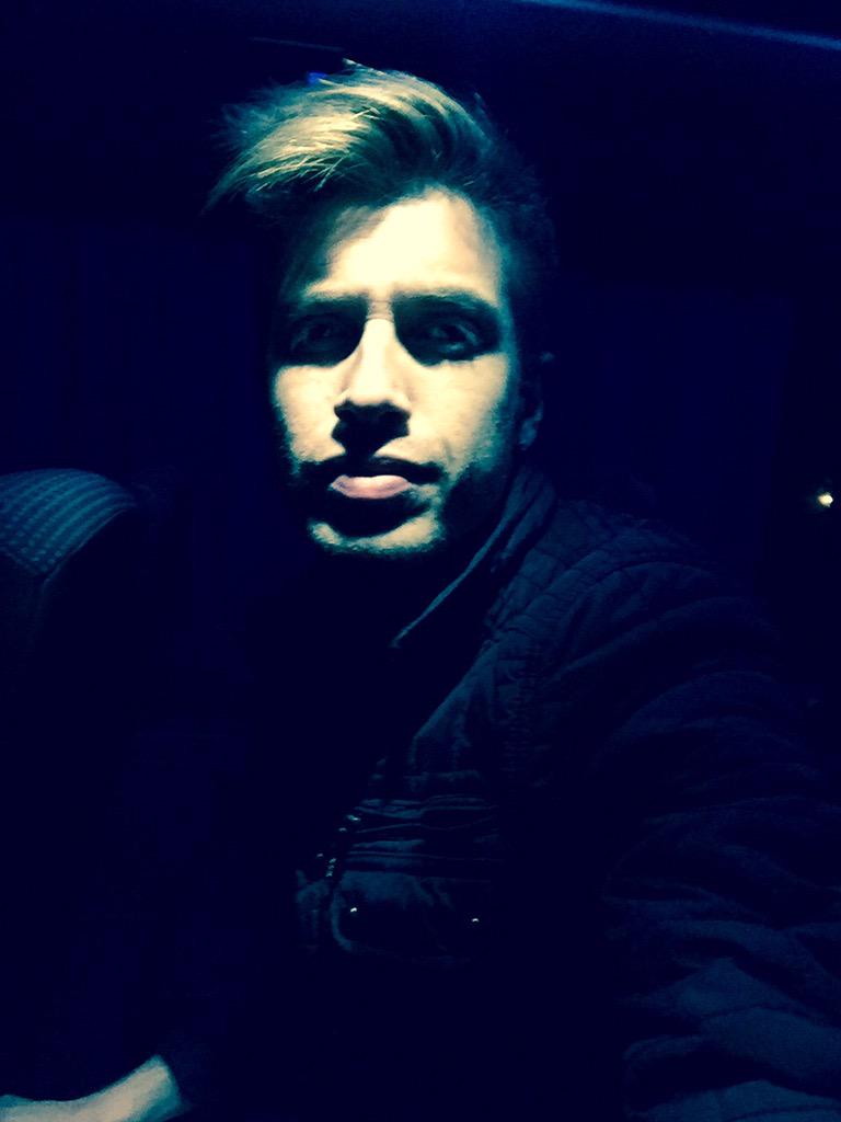 CHILI_FZ's tweet photo. Milenio de nuevo aquí  estamosssssss http://t.co/zjs75r75yJ
