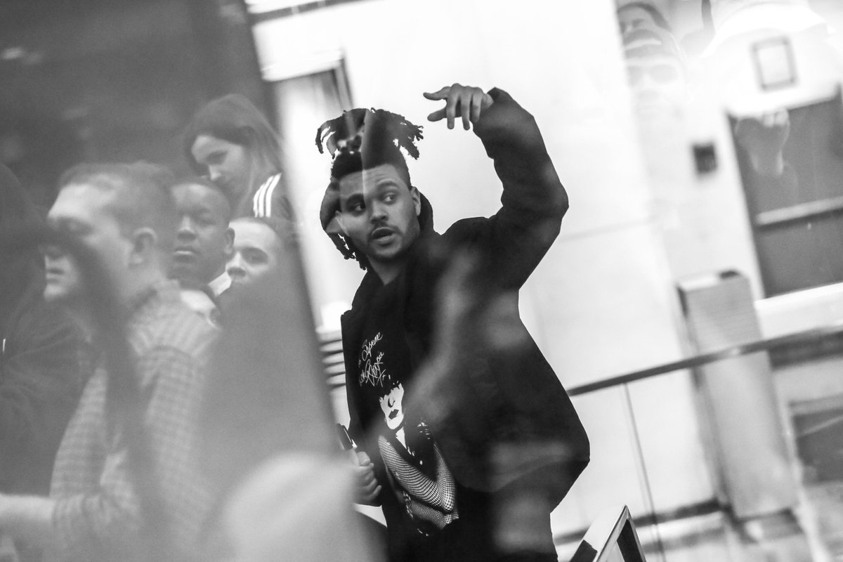 TheProjectMag's tweet image. NEWS: @TheWeeknd Releases Two Remixes of &apos;The Hills&apos; Featuring @Eminem &amp;amp; @NICKIMINAJ : bit.ly/1LoQmQ8