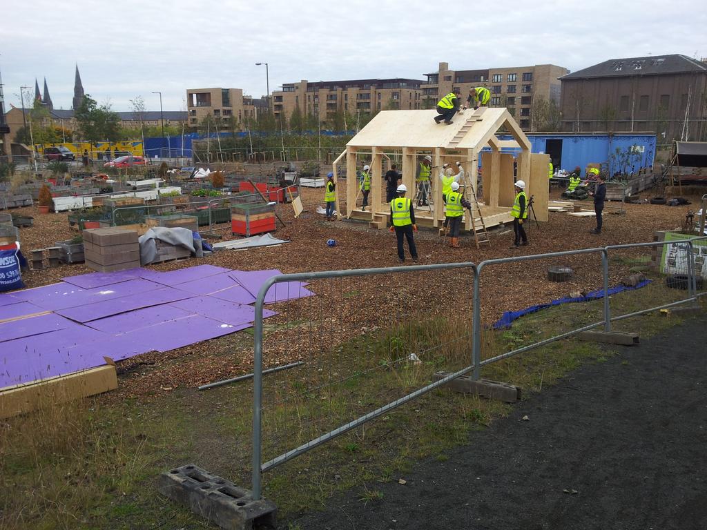 fountainbridgec's tweet photo. @davidfkeySNP @AndrewDBurns 3rd &amp; final day of our Fountainbridge community self build...come join! #wikihouseEDIN http://t.co/HHxOGc40gd
