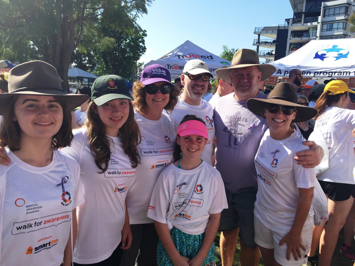 TalkwiseQLD's tweet photo. Team Hope's Room at the Walk for Awareness 2015 #QMHW15 #Hopesroom http://t.co/3AX9iXq4qB