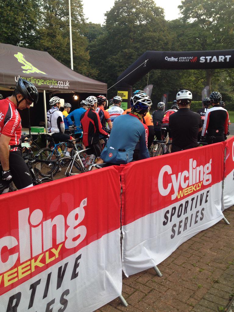 bookmyrideUK's tweet photo. @cyclingweekly #BoxHillOriginal riders ready to roll http://t.co/8qh1ibXIJy