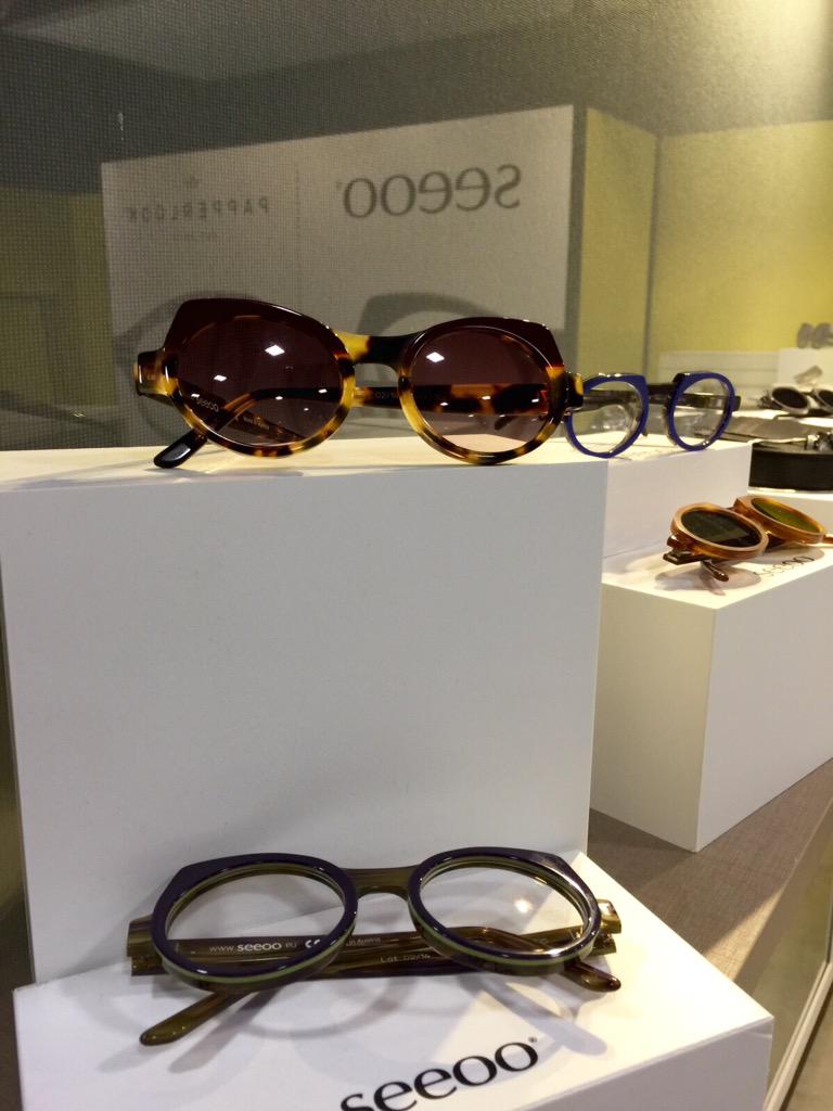 Seeooeyewear's tweet photo. @Seeooeyewear on air at #DaTeMilan #DaTeyewear #fashion #designeyewear #danielemassaro #massaro http://t.co/E8XpYUntxX