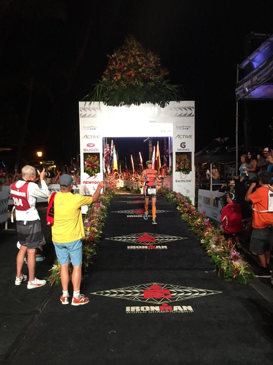 KatherineKellyL's tweet image. She finish!!! 140.6 miles! And looked amazing doing it. I&apos;m signing off. @IRONMANLive #ironmanwc #teamkelly #kona