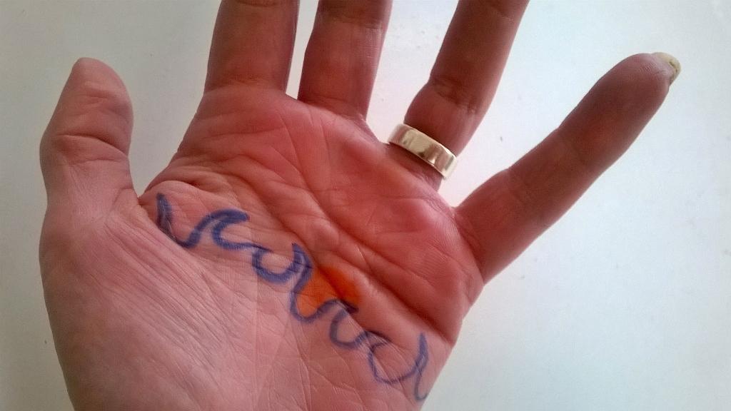 andreanhj's tweet image. Sun setting gently, glowing into sea #Essaouira my precious fragment #DMLandscape #handscape inspired by @HLMaddix