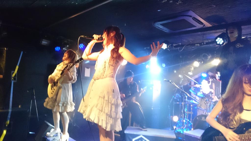 another_baragon's tweet photo. @m671001kama42
ナゴステでのarakiah②
#ナゴステ
#arakiah http://t.co/JVwtqFUi2T