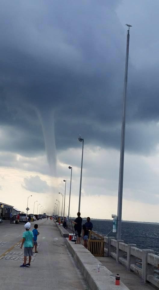 10TampaBay's tweet photo. Check out these great shots of the waterspout near Terra Ceia. Courtesy of Daniel D., Edi S. &amp; Katrina G. http://t.co/EhPOzykb0b