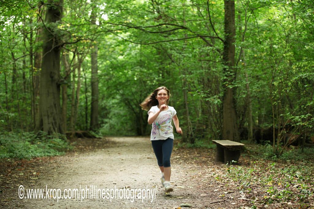 linesphil's tweet image. Creative portraits on location and home #photography #portraits packages available