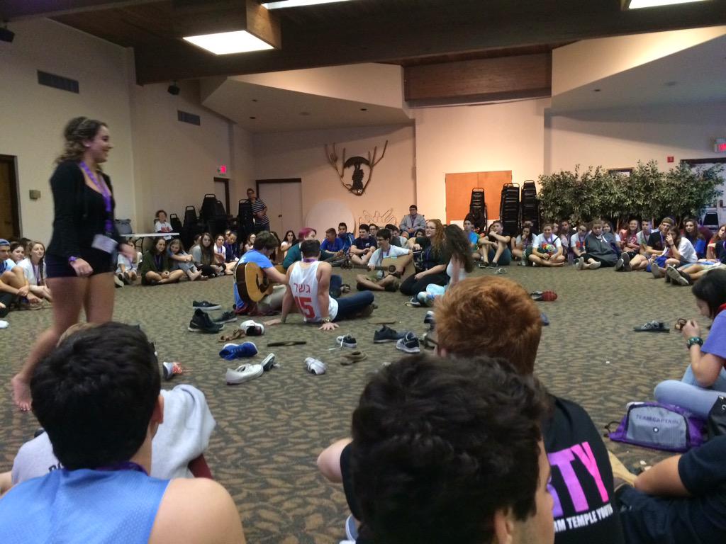 nfty_str's tweet photo. Closing circle #lordprepareme #heartandsoul #STRFall15 http://t.co/6g9klLnSoh