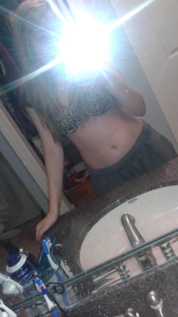 BODYPOSlTIVE's tweet photo. via anonymous #bodyposi #posibean #bodyposi5sosfam #bodypositive #bodiposi http://t.co/1eHHhuwxli