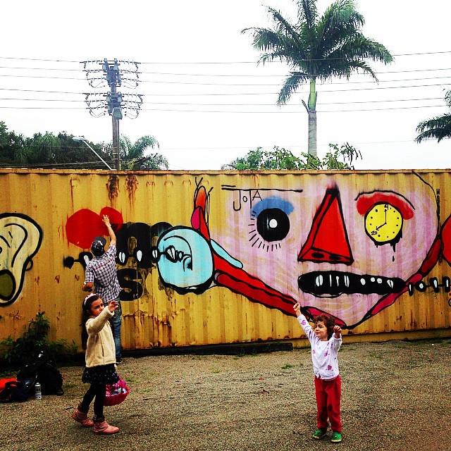 StArtEverywhere's tweet photo. Porque domingo é dia de pintar!!!🎨🙌🌴🌉🌉🌊 #Floripa #parquedaluz #mycrew #idolno #graffiti #Jota & #minibomber #no #p… http://t.co/lTdyrdHxkT