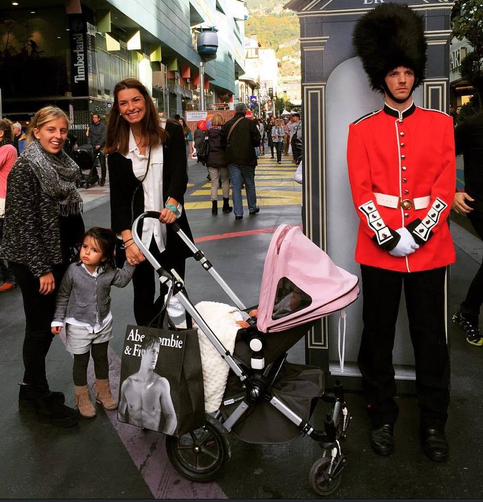 yopp_and's tweet photo. @vivand_ #LondonGo #andorrashoppingfestival @100madewithlove @mireialloveraga #lookids #andorramola @andorralovers … http://t.co/npmqUk0k6t