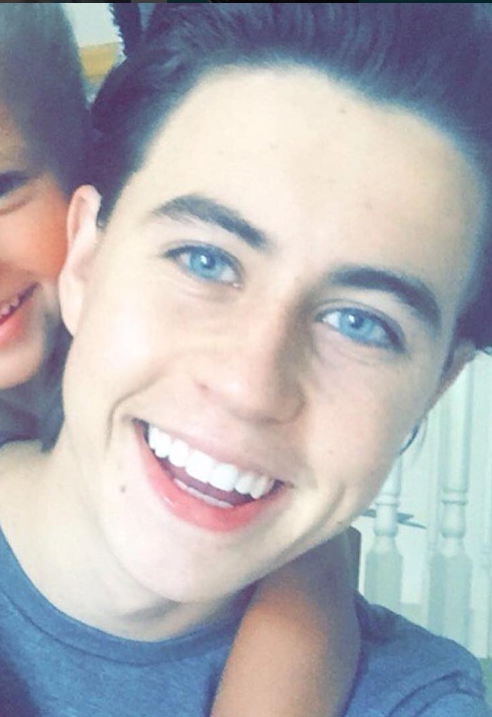 NashCroatia's tweet photo. This smile. This smile is my world. 
@Nashgrier #ILYNASH http://t.co/OZ7HfQET3Z