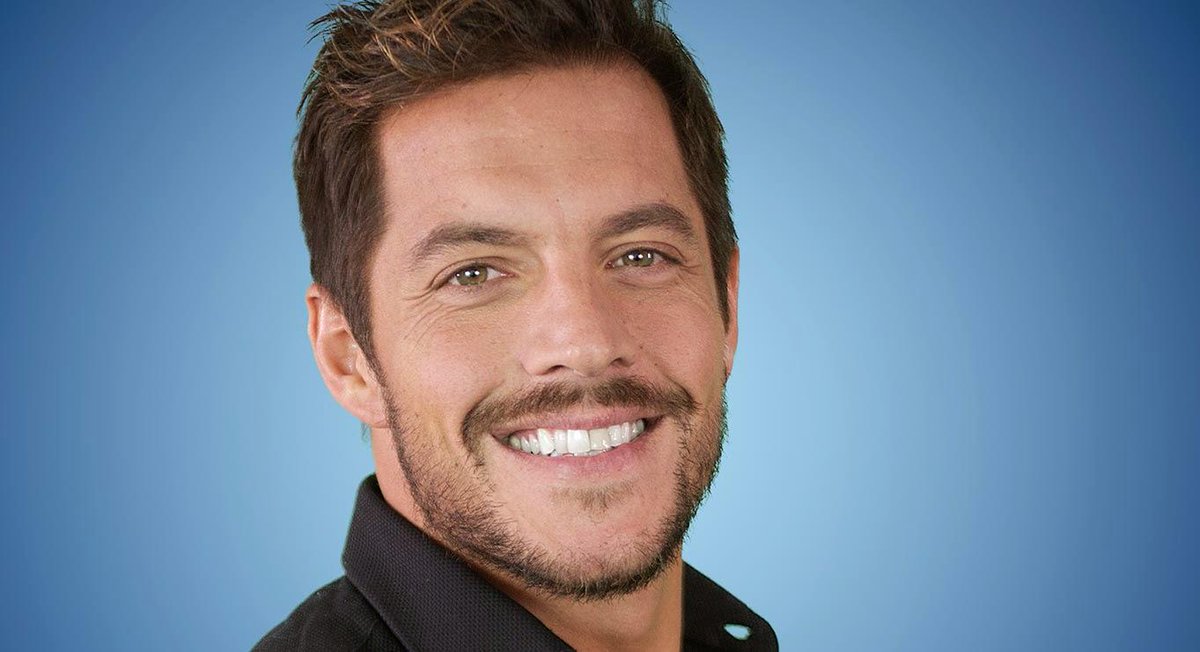 ConcursoFamosok's tweet photo. Mariano   Vs   Francisco

Rt: @Marianoberonok 
Fv: @frandelgadook http://t.co/zyTSygEbsK