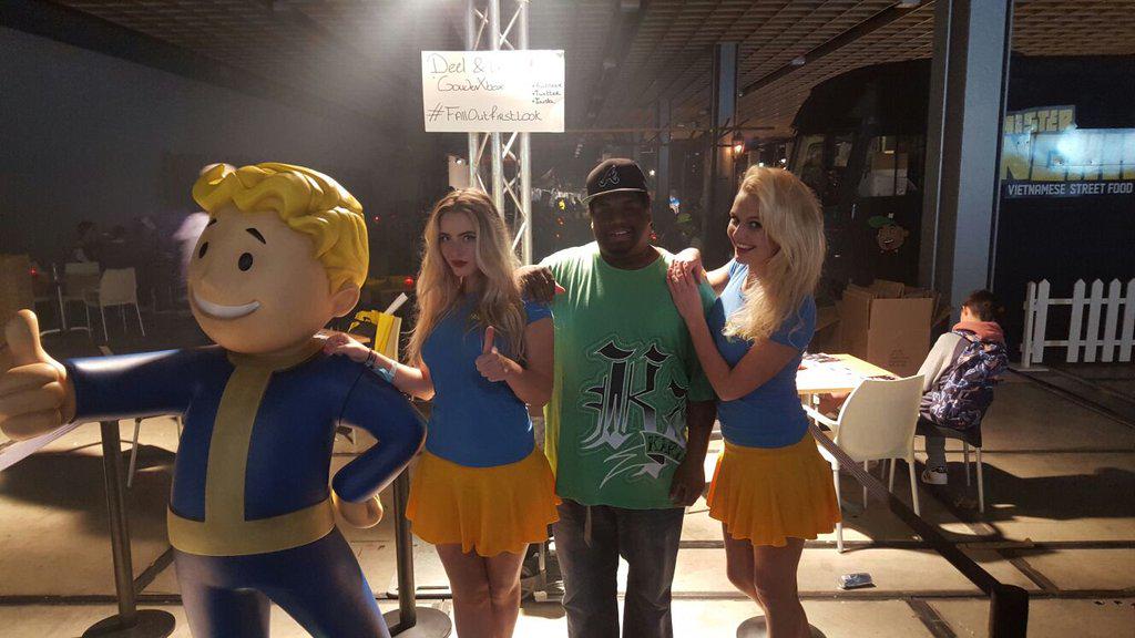 Boltu29HDGAMING's tweet photo. #falloutfirstlook. damson represent antiyanoboys komen de dames ons de prijs geven zou wel leuks zijn http://t.co/V7nPyu3hC5