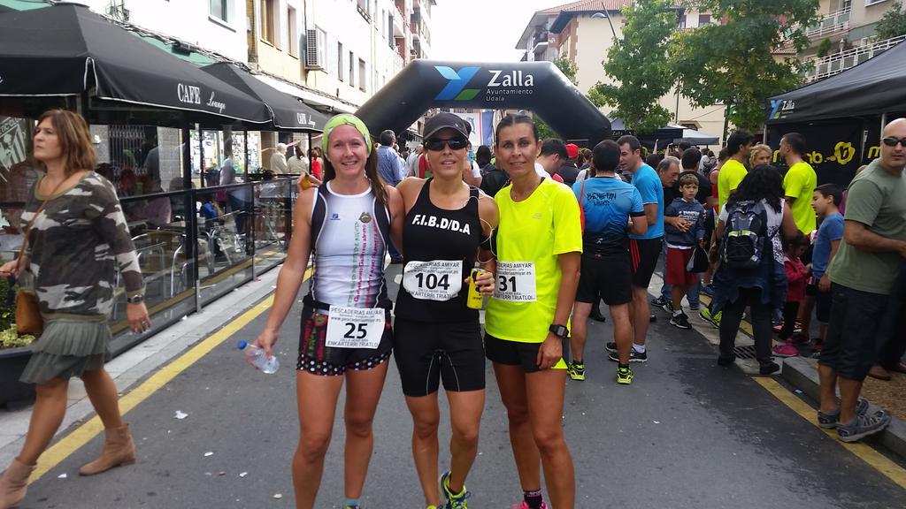 EnkarterriTri's tweet photo. Arantzazu Saez eta Gotzon Solaegi V. Zalla Herri Biran garaile. ZORIONAK #ZHB2015 http://t.co/5FJG6L36Ze