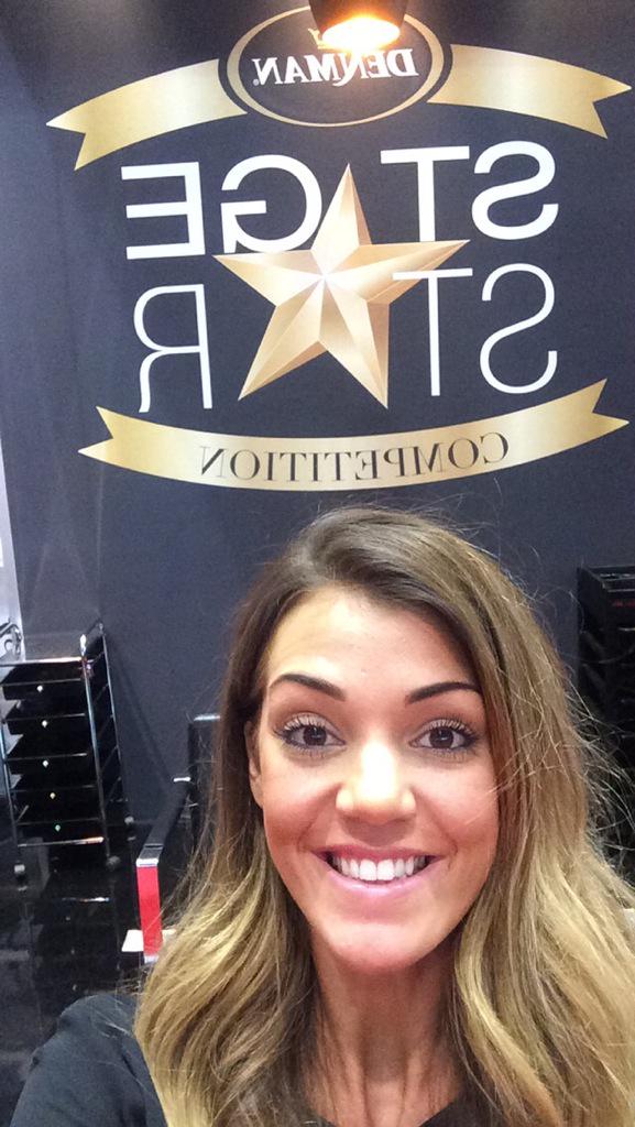 Selfie on the lovely denman stage... Very exciteddd 😁😁 <a href="/DenmanBrush/">Denman Brush</a>
