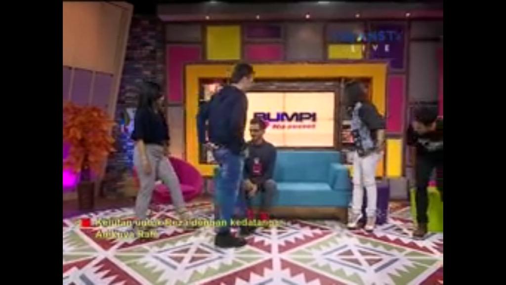#ThanksTRANSTVbyRezalliants karna udah undang <a href="/DA2_Reza/">ReZa zAKarya DA2</a> diacara <a href="/rumpi_ttv/">Rumpi (No Secret!)</a> <a href="/TRANSTV_CORP/">TRANS TV</a>