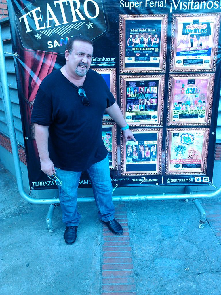 boffillteatro's tweet photo. Tranquila mi gente, pronto regresamos @TodoPorElTriunf @BelanKazar El musical juvenil de la fam Vzlana http://t.co/NQPHV2p30g