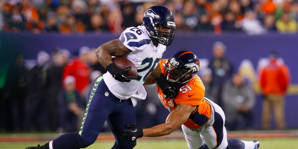 BusinessInsider's tweet photo. How a teammate’s death got this Superbowl champ to launch a smart mouthpiece startup http://t.co/HEu4hMHelw http://t.co/22mBJCwpgJ