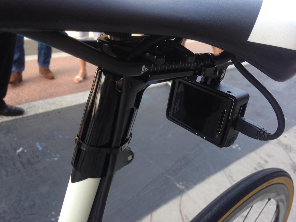 picnicpostnl's tweet photo. Historical moment; first time ever to use @GoPro onboard cameras live in a men's race! @VelonCC #RideToAbuDhabi http://t.co/B8Q43axX1I