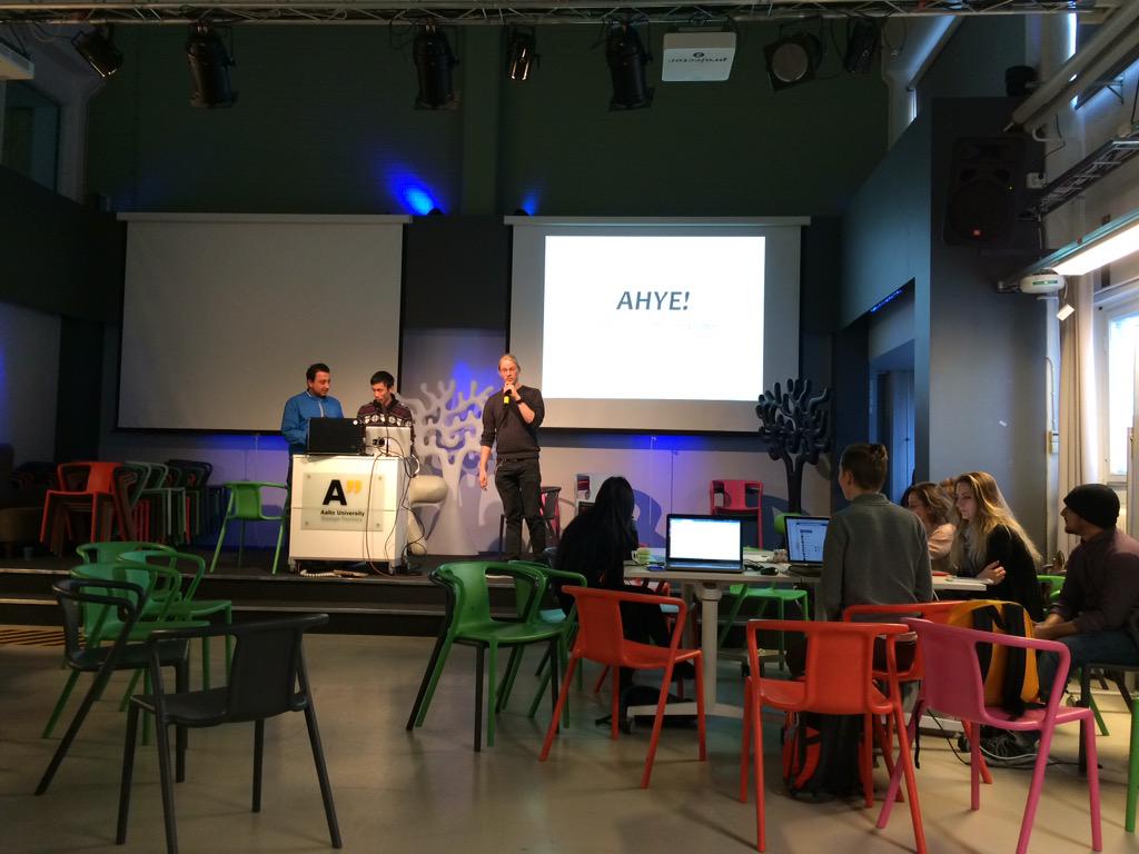 os_gary's tweet image. Group AHEY! Real time data collection compined with #3Dcitymodel #3dcityhack #VR #IOT