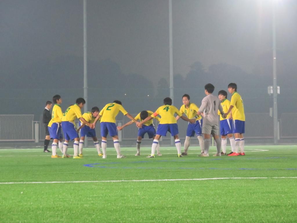 Aya 東京都クラブユースサッカーu 17選手権大会1次リーグ 大森fc 3 0 リオfc 1点大森リードからの後半 リオの猛攻に耐える大森 からの大森追加点2点という展開に痺れた Http T Co Lhifl6bvir