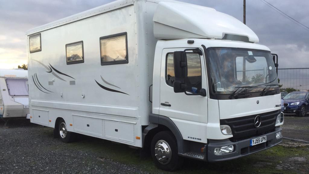 gavin_lupton's tweet photo. 7.5 ton race truck for sale. Sleeps 4-5. Carries 2 bikes. Full awning and flooring. PM me for details and more pics. http://t.co/i5QX7hLKtl