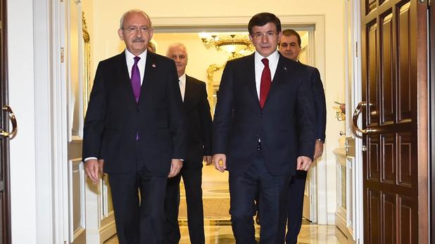 Davutoğlu ile Kılıçdaroğlu görüşmesi başladı cnn.st/1L69fpr