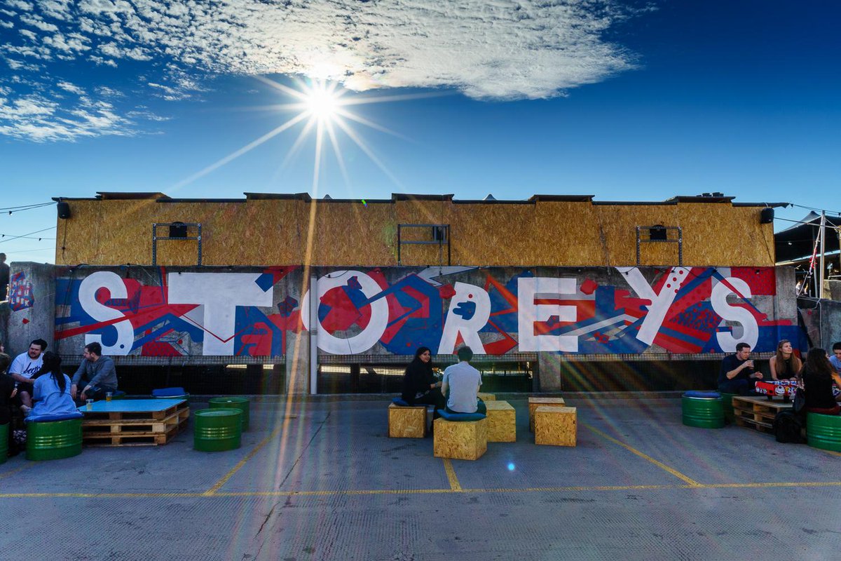 StoreysLondon's tweet photo. It's the last #storeys shindig and sun has come to join the party :) Autumn officially starts tomorrow. http://t.co/ubMCvUf2vb