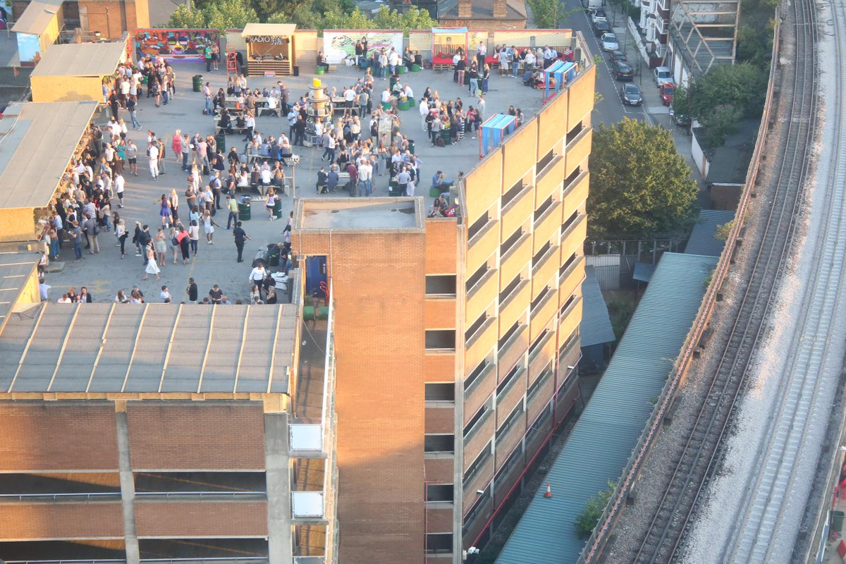 StoreysLondon's tweet photo. It's the last #storeys shindig and sun has come to join the party :) Autumn officially starts tomorrow. http://t.co/ubMCvUf2vb