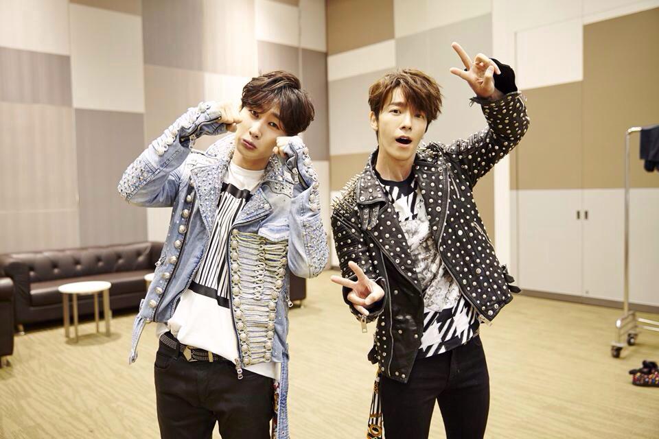 sjpulin's tweet photo. 2人が無事に帰って来たら
また最高のD&amp;Eのステージが見たい。

どんなにしんどい時でも
どんなに辛い時でも
2人の笑顔見たら頑張れた
ホンマに私のエネルギー源。
たった2年。ってそう思うおう
いつまでも大好きです。 http://t.co/it6Ftl8umt
