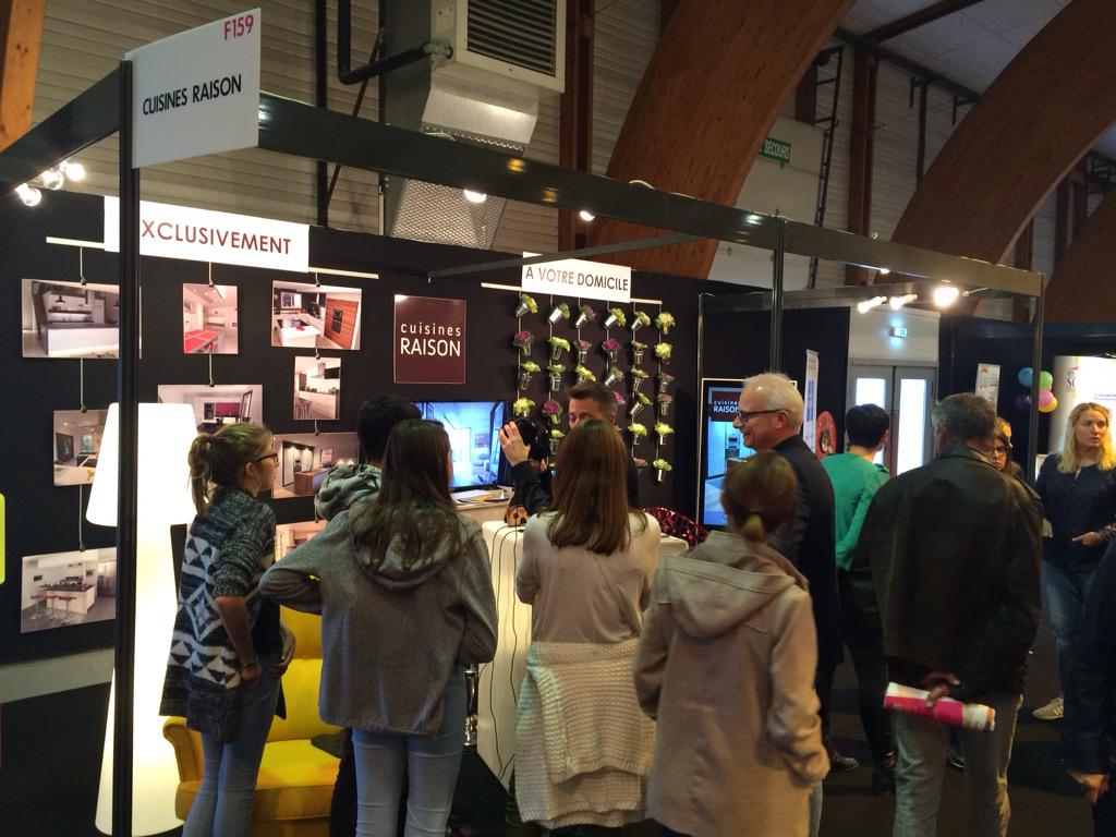 Foule au salon Esprit Maison à Rennes pour vivre l'expérience de la cuisine en réalité virtuelle