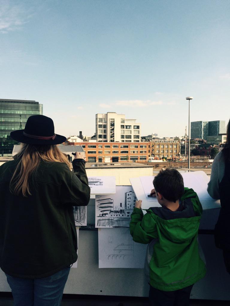 littlebirddeals's tweet photo. Viewing Platform in Granary Square for @The_Big_Draw :) #DrawingTheWorld http://t.co/KN5uFCAdoc