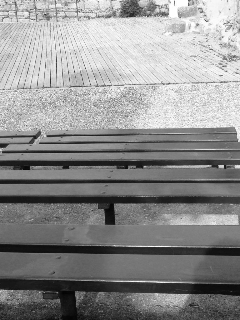 lefaucheurpat's tweet photo. A m'assoir sur un banc 5 mn avec toi....... #instalove @Arnaudlfa http://t.co/NDr3tReowL