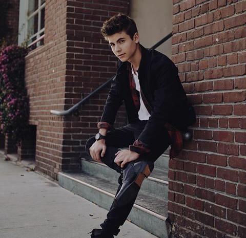 baru on lagi. gua openfollow, help rt coy