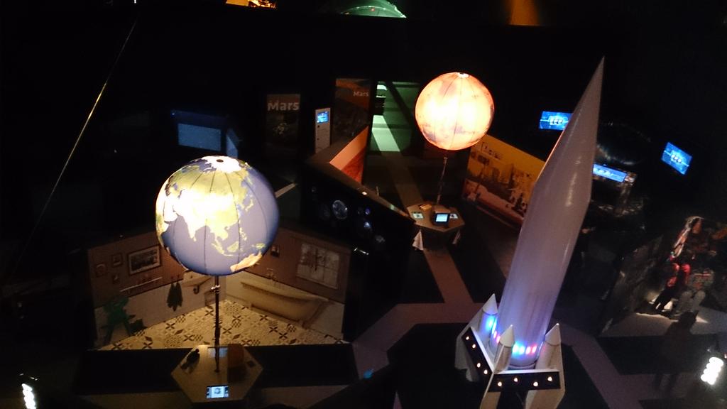 Team_3AF's tweet photo. @3AFasso au village des sciences 2015 - Exploration Spatiale @capsciences #FDS2015 http://t.co/z8FzBNHkHO