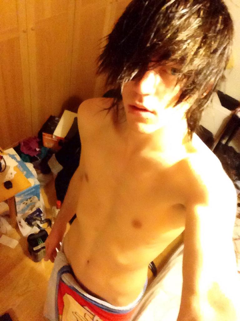 jeffdakiller__'s tweet image. Morning 😛