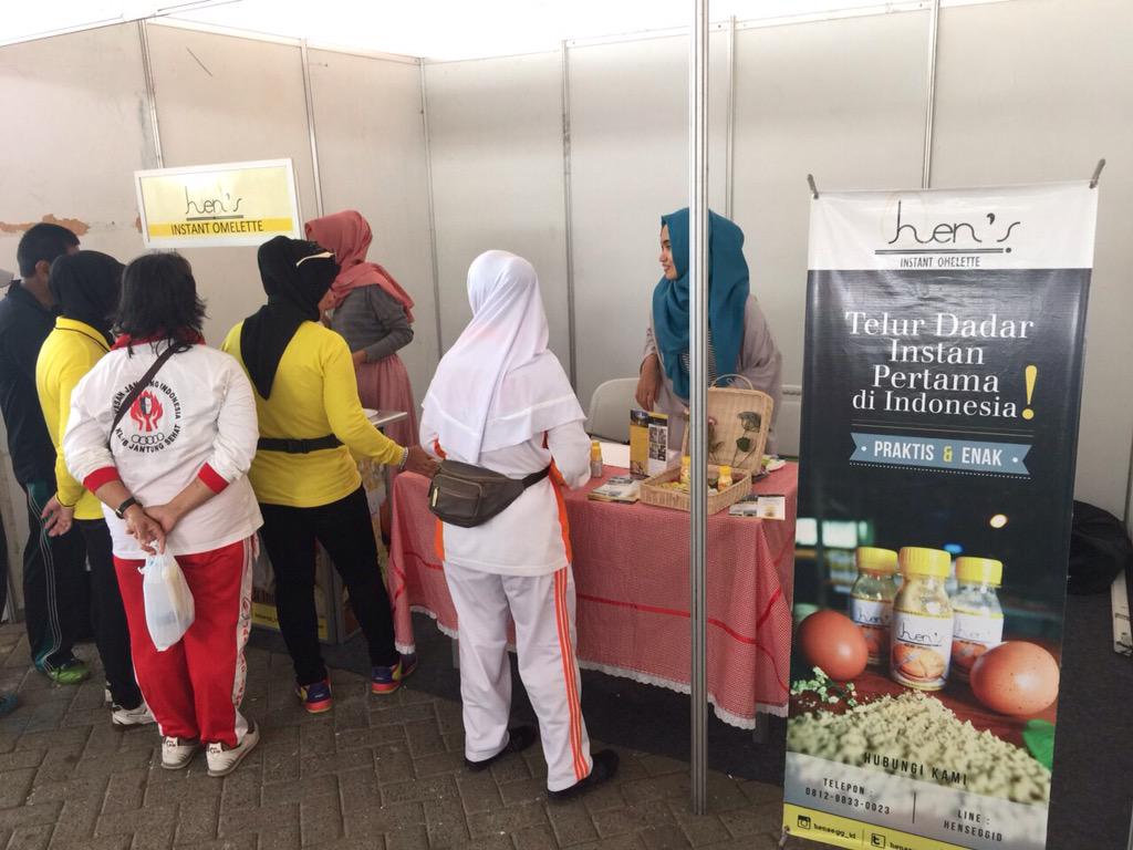 Ini serunya Hen's @ Festival Ayam dan Telur 10/10 di JIExpo. Ada yg kefoto gaak? :p