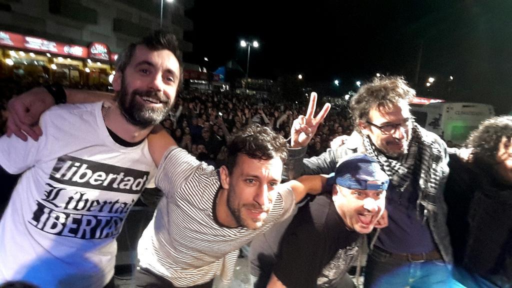Selfie con <a href="/FranelaOficial/">La Franela Oficial</a> en el Festival Nacional de la Diversidad en #VillaGesell
