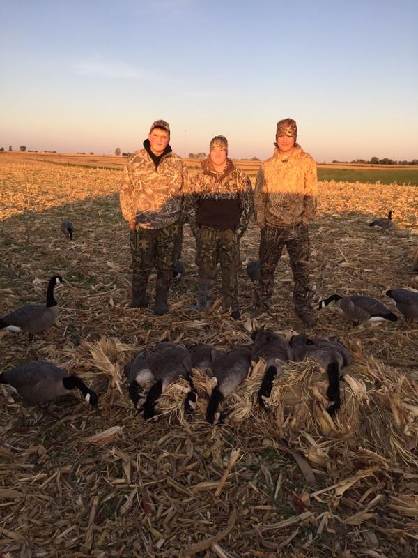 FDurbala's tweet image. Thank you to the boys @Iowa_HF_Supply  for letting me join them this morning. #limitingout  #wackNstack