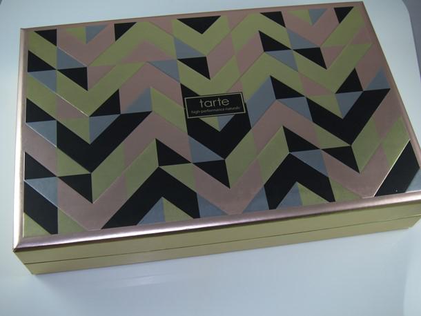 allmakeuplover's tweet photo. Tarte Home for the Holidaze Collector’s Set &amp; Portable Palette Review &amp; Swatches http://t.co/cAJNaHn6Mq #beauty http://t.co/2fyLsESAHe
