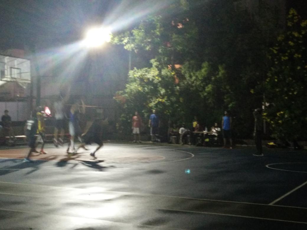 Getagameinfo's tweet photo. First person to be fouled out this tournament..  Hard luck Rashid! http://t.co/xWpNYQFWiY
