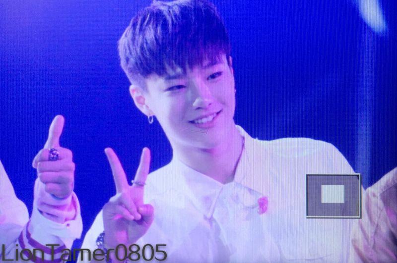 UNIQ_BRASIL's tweet photo. [PREVIEW] UNIQ @ Evento da MTV EMA em Pequim [11/10/15]
#SEUNGYOUN #승연 #유니크

cr: LionTamer_0805 http://t.co/5MBHfMUqtu