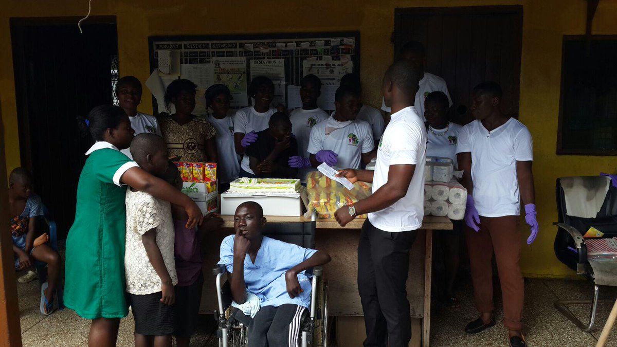 codefafrica's tweet photo. CODEF AFRICA @codefafrica #Donation #CleanUpExercise #MentalHealthWeek2015 #MentalHealthDay #AccraPsychiatricHospital http://t.co/mciBtLDI82