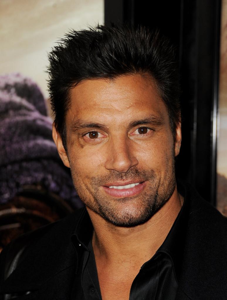 One day late but... happy 46th birthday Manu Bennett!! 
