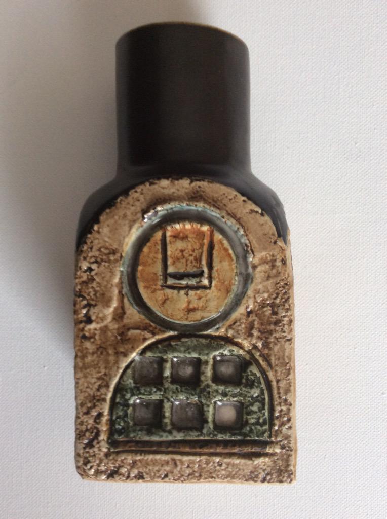 FinglefangleCom's tweet image. #Troika vase now available 
finglefangle.com/home/4588768774